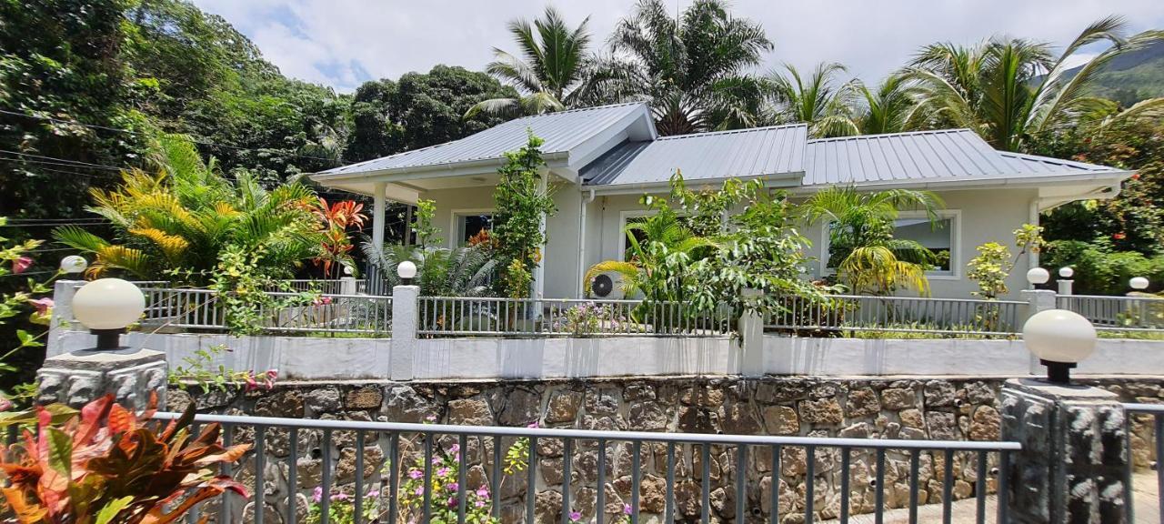מאהה Le Chant De Merle Self -Catering Studios And Apartments מראה חיצוני תמונה