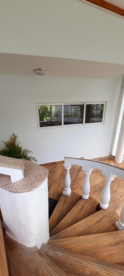 מאהה Le Chant De Merle Self -Catering Studios And Apartments מראה חיצוני תמונה